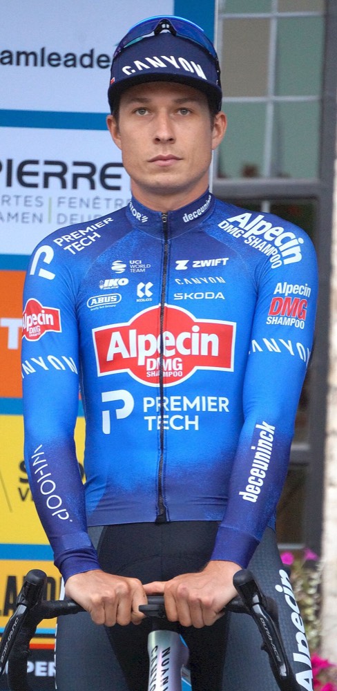 Jasper Philipsen en tenue de l'équipe Alpecin-Premier Tech, en 2026